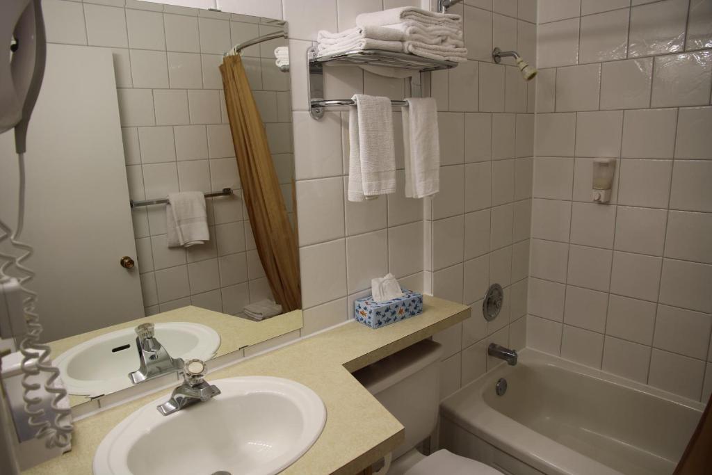 Waterfront Inn Penticton Quarto foto