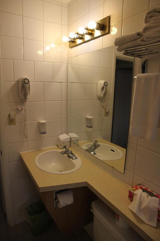 Waterfront Inn Penticton Quarto foto